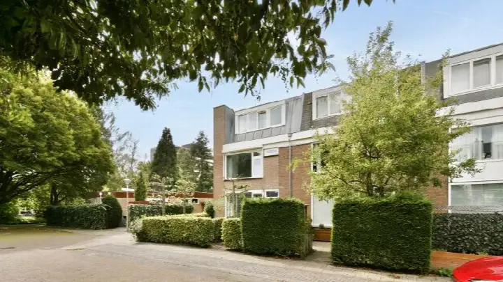 Hoekwoning te koop: Jacob de Graeflaan 73, Randwijck Oost Amstelveen