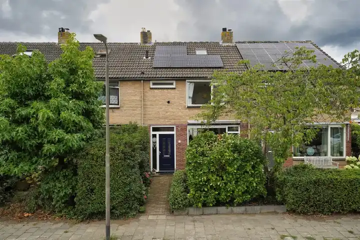 Terraced house for sale: Jacob Marisstraat 6, Hazerswoude-Dorp-Oost Hazerswoude-Dorp