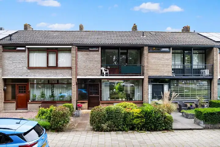 Terraced house for sale: Jacob van Lennepkade 12, De Korte Akkeren Nieuw Gouda