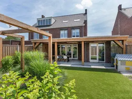 Terraced house for sale: Jacobskamp 33, Den Dungen Den Dungen