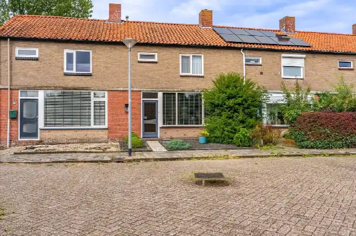 Tussenwoning te koop: Jacques Perkstraat 13, Winschoten-Zuid Winschoten