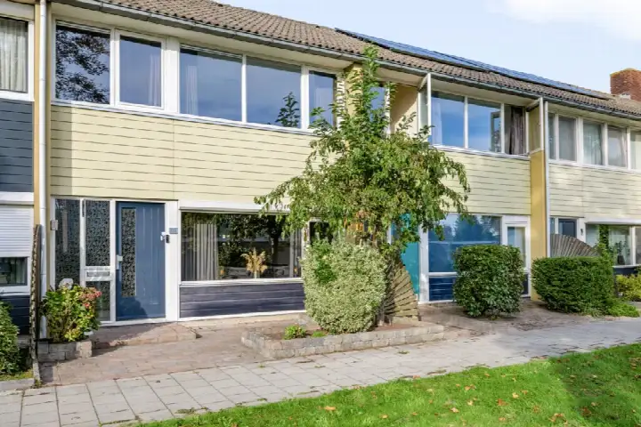 Tussenwoning te koop: Jagerslaan 111, Nieuw-Amsterdam-Centrum Nieuw-Amsterdam