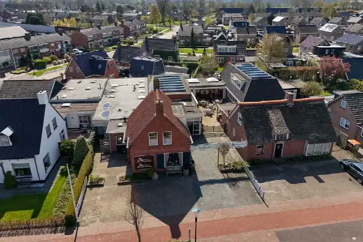 Vrijstaande woning te koop: Jan Binneslaan 84, Surhuisterveen Surhuisterveen