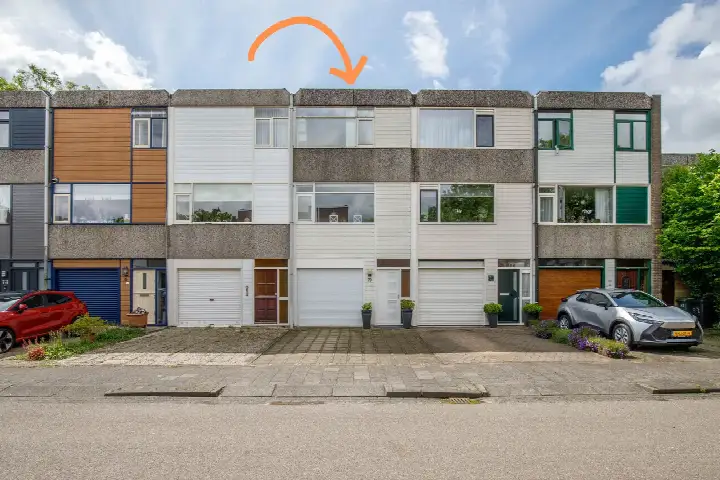 Terraced house for sale: Jan Ligthartstraat 79, Lekkerkerk-Oost Lekkerkerk