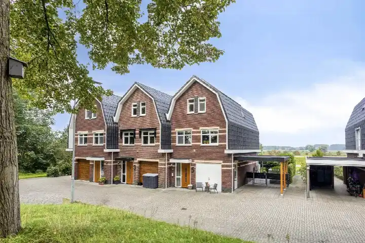 Corner house for sale: Jan Meesterweg 5, Wijhe Centrum Wijhe