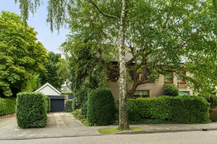 Twee-onder-één-kap te koop: Jan Oomenstraat 34, Bavel Bavel