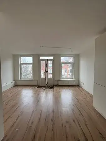 Studio for rent: Jan Pieter Heijestraat 112-3, Cremerbuurt-West Amsterdam