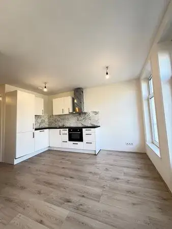 Studio for rent: Jan Pieter Heijestraat 117-1, Cremerbuurt-Oost Amsterdam
