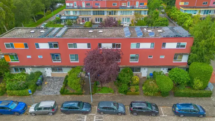 Terraced house for sale: Jan Schoutenstraat 8, 's-Gravenland Rotterdam