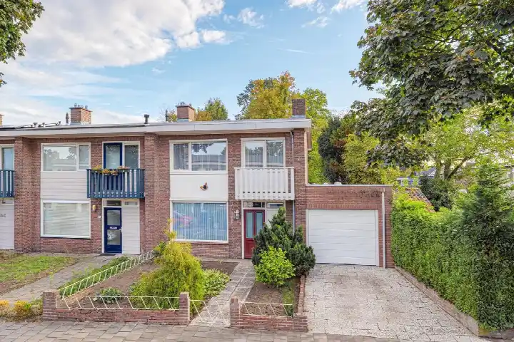 Corner house for sale: Jan van Cuykstraat 78, De Beemd 1 Schijndel