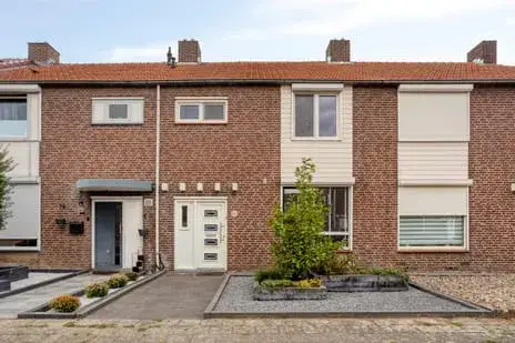Tussenwoning te koop: Jan van Eechoudstraat 44, Molenveld Horst