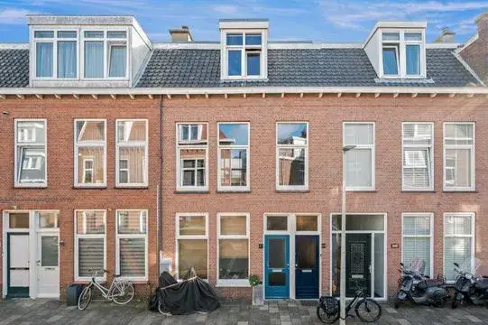 Apartment for sale: Jan van Houtstraat 95, Geuzenkwartier 'S-Gravenhage