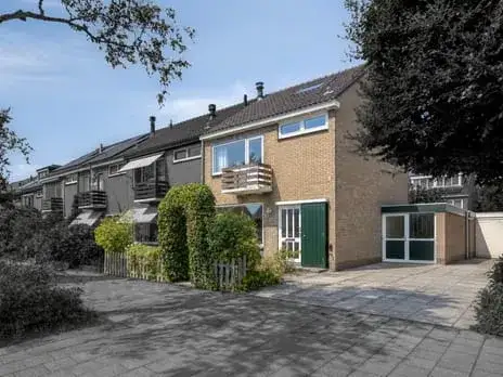 Hoekwoning te koop: Jan van Kuikweg 83, Verzetstrijdersbuurt Heemskerk