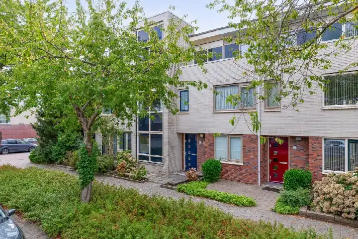 Tussenwoning te koop: Jan van Nijlenhove 1, Hoven-West Nieuwegein
