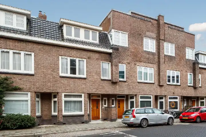 Tussenwoning te koop: Jan van Scorelstraat 133, Schildersbuurt Utrecht