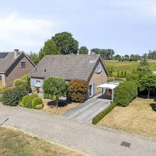 Detached house for sale: Janseniuslaan 70, Dullaert Hulst