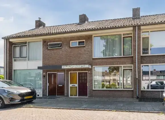 Tussenwoning te koop: Jasmijnstraat 23, Tuinzigt Breda