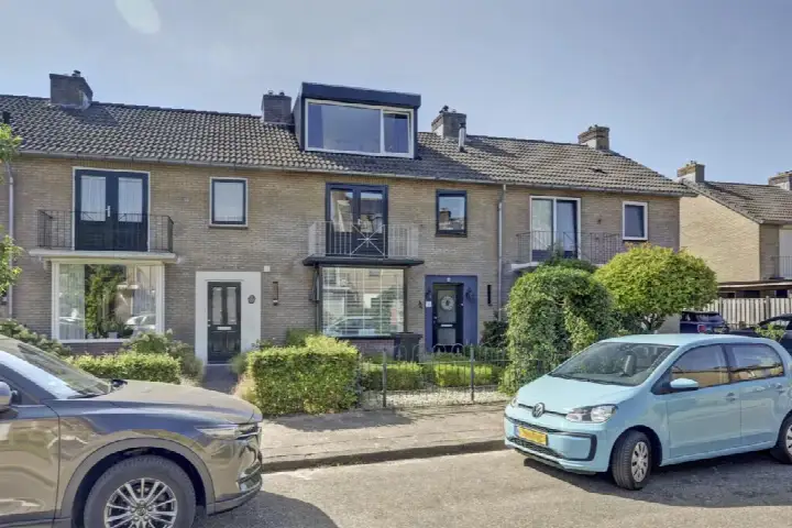 Tussenwoning te koop: Jasmijnweg 9, Nunspeet-Oost Nunspeet
