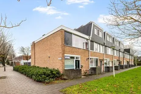 Corner house for sale: Jaspersstraat 35, Poelenburg Zuid Zaandam