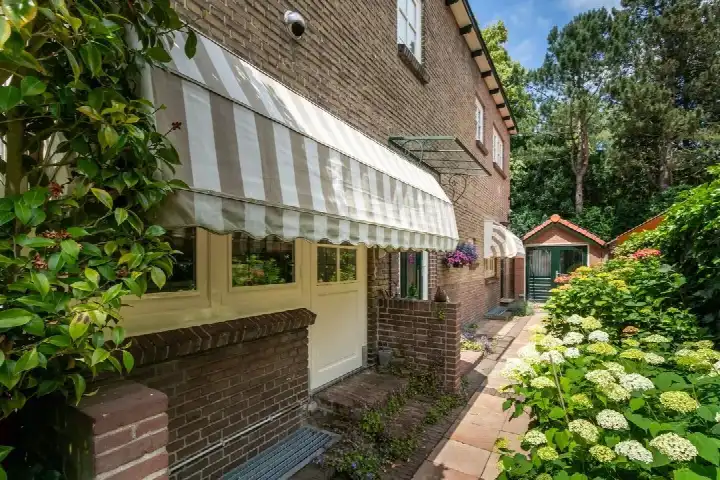 Hoekwoning te koop: Javalaan 17, Raadhuiskwartier Hilversum