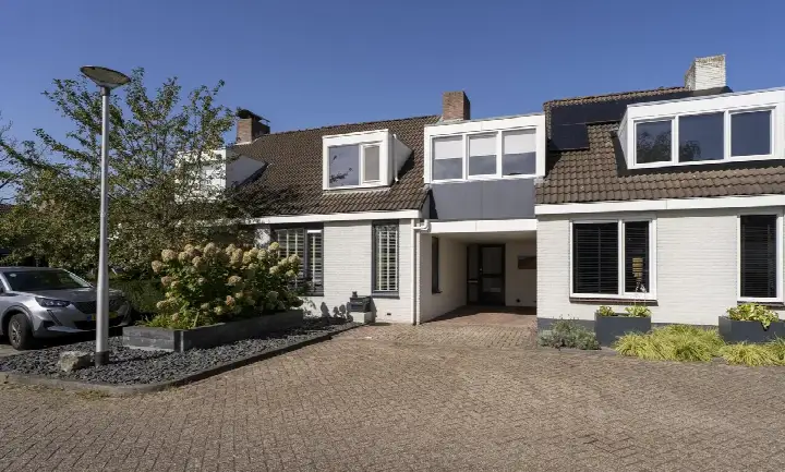 Tussenwoning te koop: Jeker 22, De Blaak Zuid-Oost Tilburg