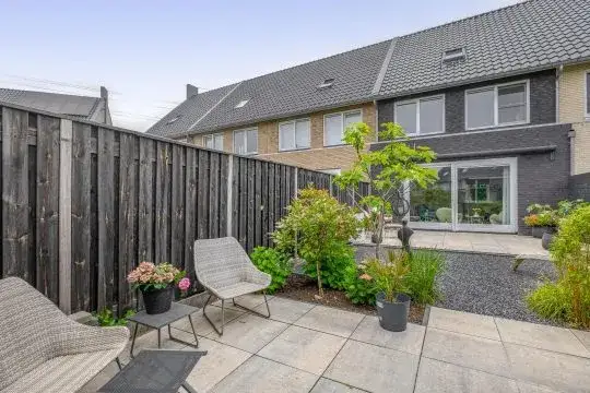Terraced house for sale: Jelle Plantingstraat 84, Drachtstervaart west Drachten
