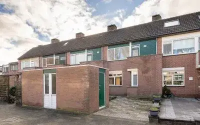 Terraced house for sale: Jeneverbes 12, Ommoord Rotterdam