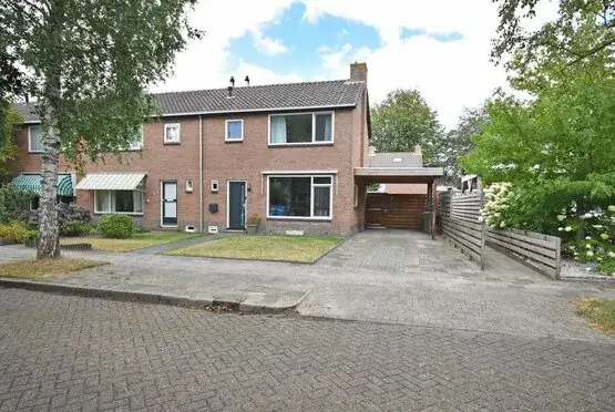Hoekwoning te koop: Joh. Falkenastraat 31, Burgum Burgum
