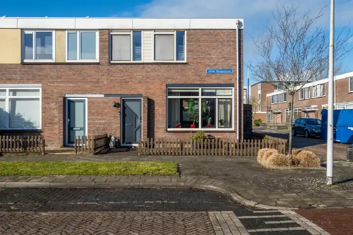 Semi-detached for sale: Johan Bongastraat 2, Lemmerweg-Oost Sneek