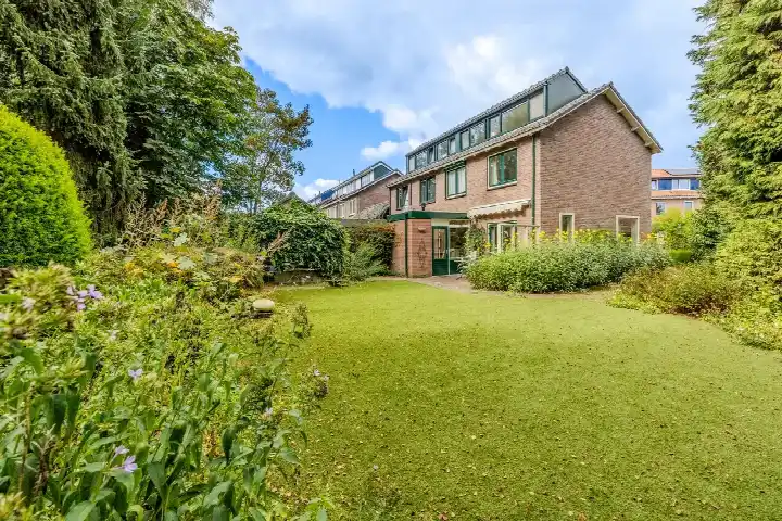 Hoekwoning te koop: Johan van Arnhemstraat 31, Rozendaal Rozendaal