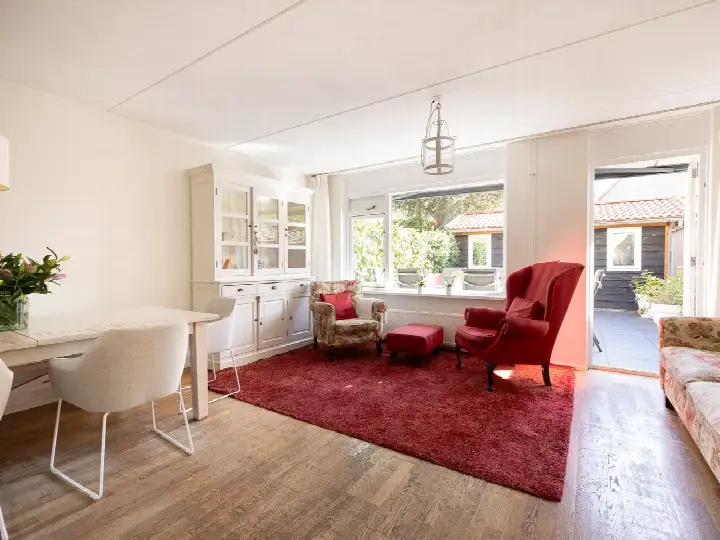 Tussenwoning te koop: Johanna van Heukelomstraat 12, Geleerdenbuurt Haarlem