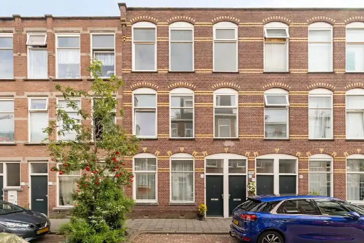 Appartement te koop: Johannes Camphuijsstraat 108, Bezuidenhout-Oost 'S-Gravenhage