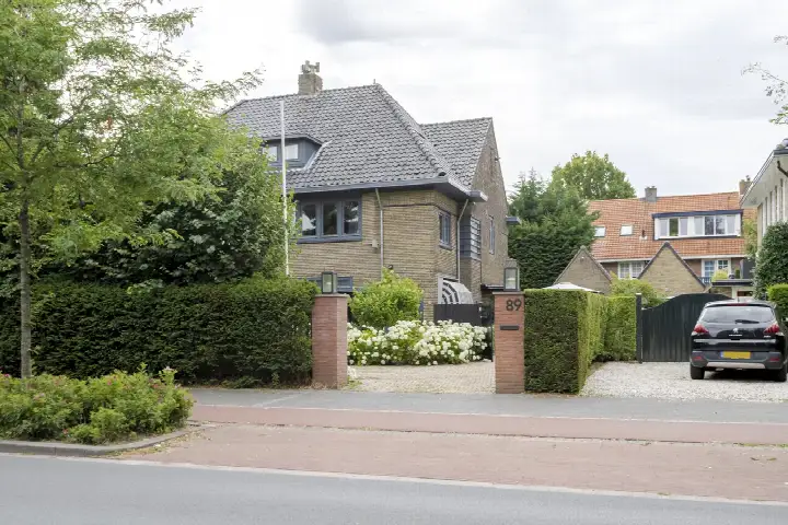 Twee-onder-één-kap te koop: Johannes Geradtsweg 89, Johannes Geradtswegbuurt Hilversum