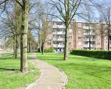 Kamer te huur: Johannes Meewisstraat, Coronelbuurt Amsterdam