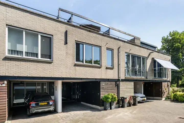 Terraced house for sale: Johannes Muldersstraat 55, Zuidbuurt Vlaardingen