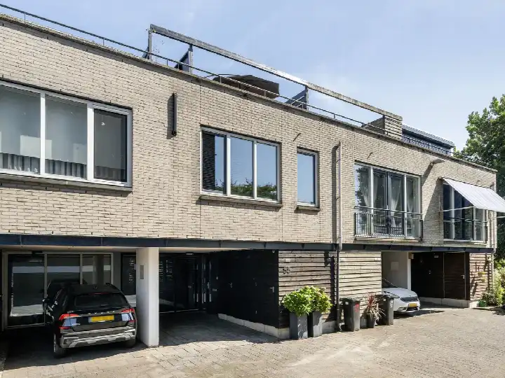 Terraced house for sale: Johannes Muldersstraat 55, Zuidbuurt Vlaardingen