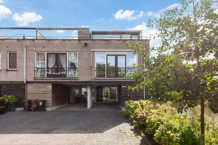 Corner house for sale: Johannes Muldersstraat 59, Zuidbuurt Vlaardingen