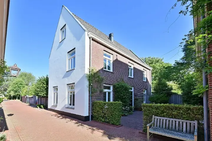 Vrijstaande woning te koop: Johannes Sandersonhof 1, Loenen Dorpskern Loenen Aan De Vecht