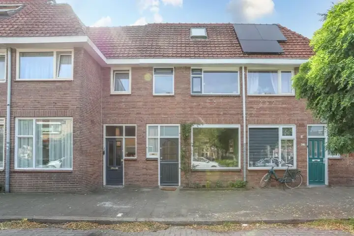 Tussenwoning te koop: Johannes Uitenbogaertstraat 24, Julianapark en omgeving Utrecht