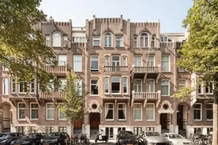 Appartement te koop: Johannes Verhulststraat 24-2, Concertgebouwbuurt Amsterdam