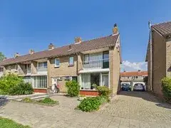 Hoekwoning te koop: Johannes Vermeerstraat 10, Noordpolder Terneuzen
