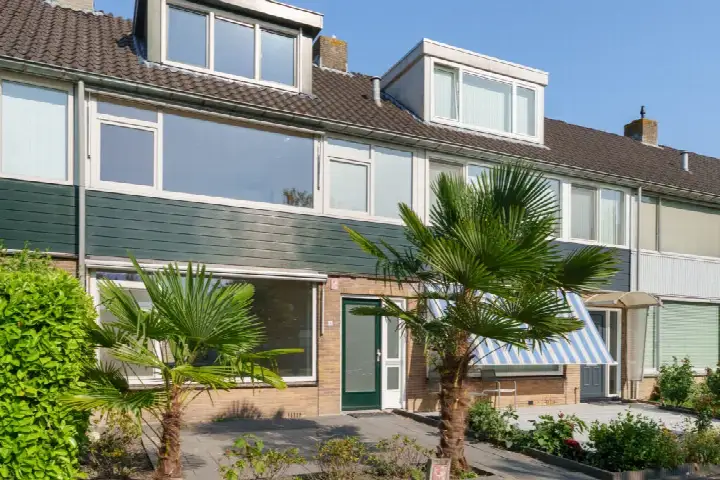 Tussenwoning te koop: John F Kennedylaan 8, Vleuten Vleuten