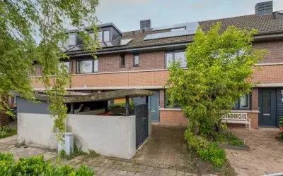 Tussenwoning te koop: John Raedeckerhof 7, Kersenboogerd-Zuid - Buurt 33 06 Hoorn