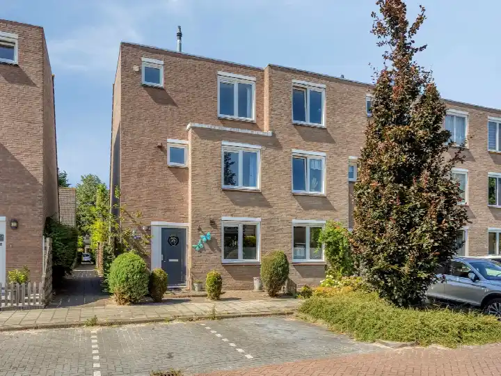 Hoekwoning te koop: John Woodruimte 21, Ruimtenbuurt Zoetermeer
