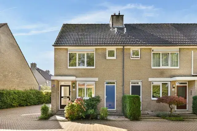 Hoekwoning te koop: Joke Smit-erf 157, Joke Smit-erf en omgeving Dordrecht