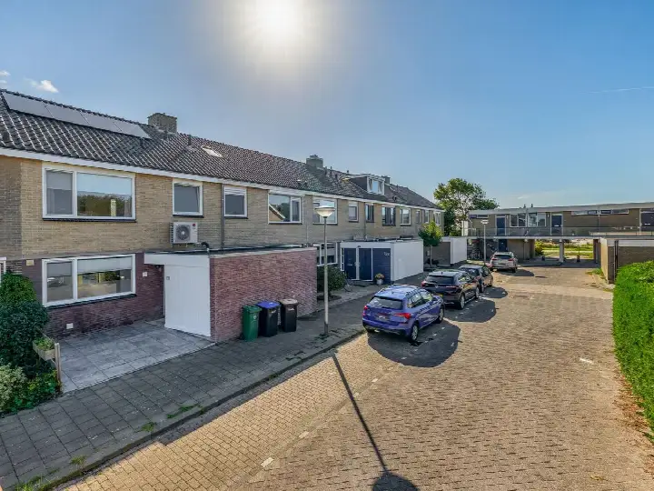 Tussenwoning te koop: Jolstraat 130, Nieuw Den Helder Zuid-Oost Den Helder