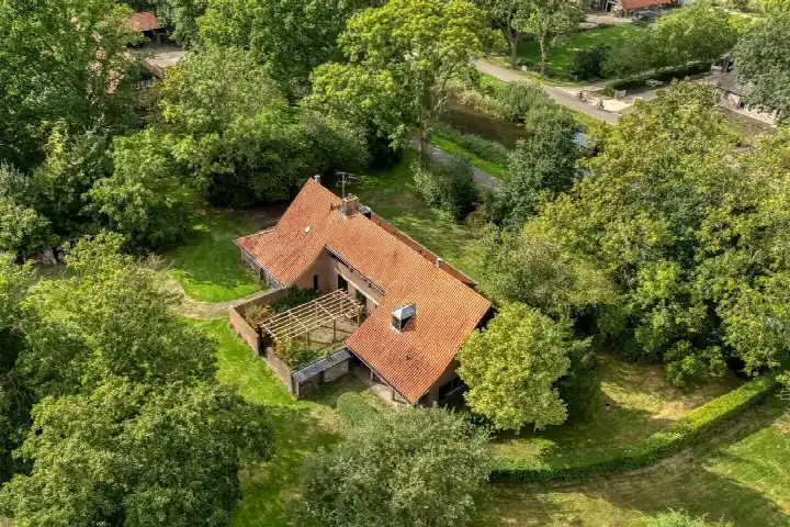 Vrijstaande woning te koop: Jonenweg 13, Verspreide huizen polder Giethoorn-Zuid Giethoorn