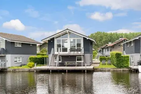 Detached house for sale: Jongebuorren 49, Terherne Terherne