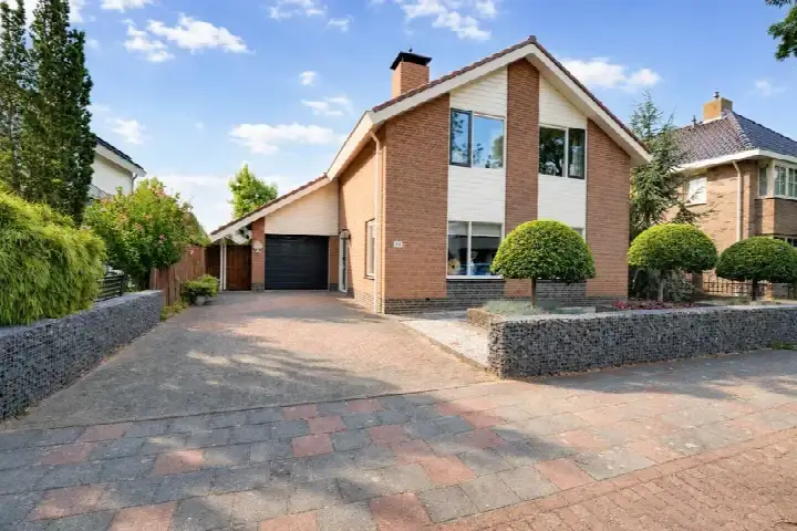 Vrijstaande woning te koop: Joost van den Vondellaan 44, Sommelsdijk westplaat Sommelsdijk