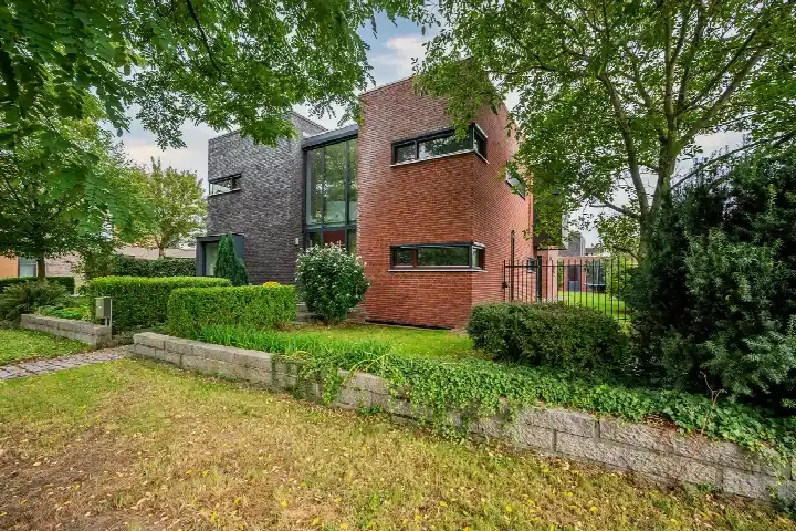 Detached house for sale: Jos Klijnenstraat 7, Stalberg-Oost Venlo